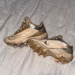 Nike Kids Shoes in Gold and Tan